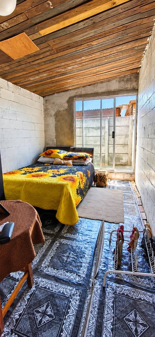 2 Bedroom Property for Sale in New Macassar Western Cape